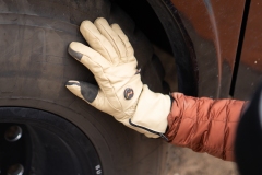 MW-gloves-11