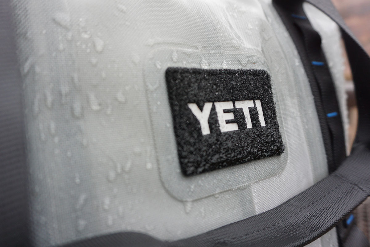 Yeti Hopper 30, una nevera portátil para llevar al hombro