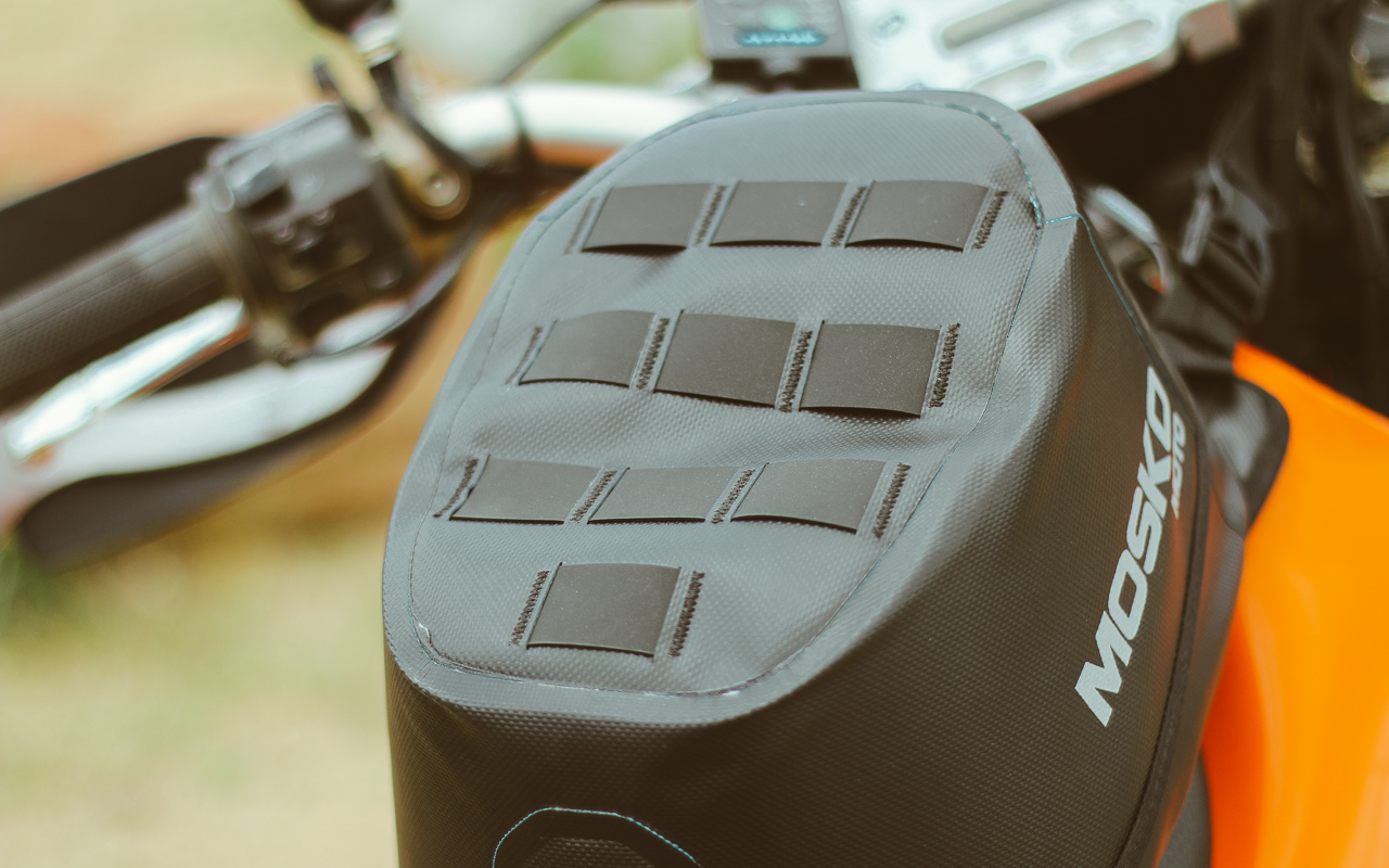 The hood tank bag by Mosko moto