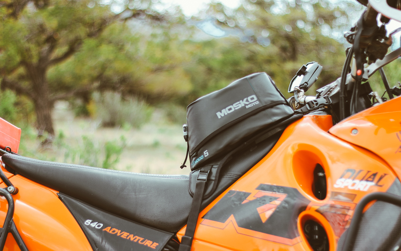 The hood tank bag by Mosko moto